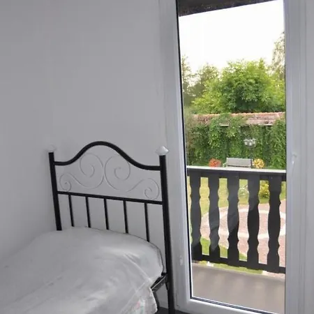 Ferienhaus Fur 9 Personen Ca 200 M In Kowalewiczki, Ostseekuste Polen * Darłowo